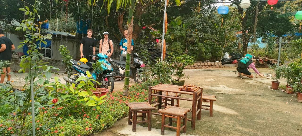 Bee Lucky Homestay Xuan Dam Exterior photo